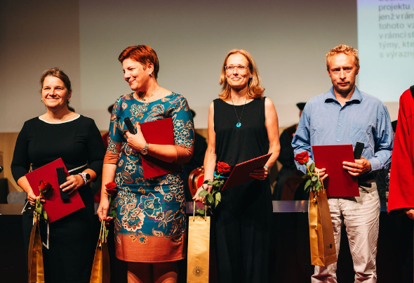 Pamětní list pro Ing. Janu Šimanovou, Ph.D. a Mgr. Tomáše Žižku, Ph.D.
