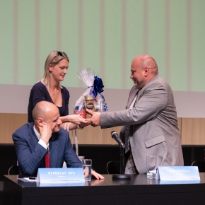2023 - Diskuzní stůl 2023