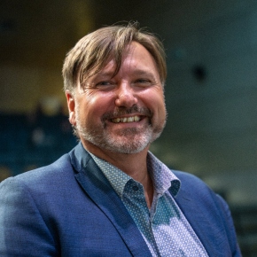 2023 - Diskuzní stůl 2023