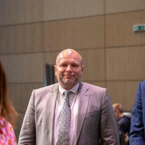 2023 - Diskuzní stůl 2023
