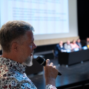 2023 - Diskuzní stůl 2023