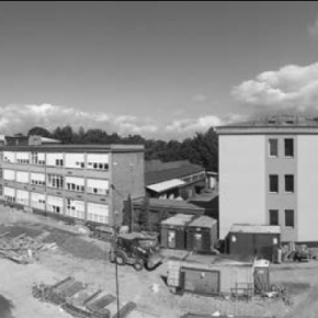 2026 - Historie E - Pohled na kampus TUL v roce 2008, kdy se stavěla nová budova rektorátu TUL.