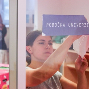  2026 - Současná rekonstrukce E  - Probíhající demolice budovy E2 v létě 2025.